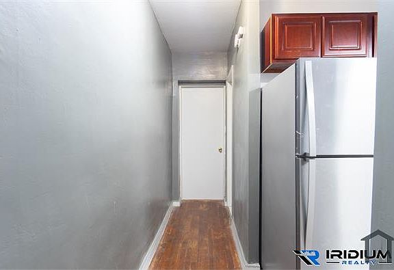 5th image of 358 Bergen Ave #10