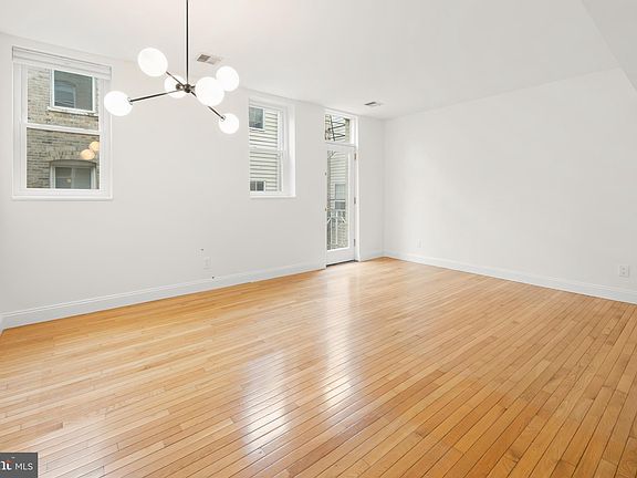 2nd image of 2611 Adams Mill Rd NW APT 306