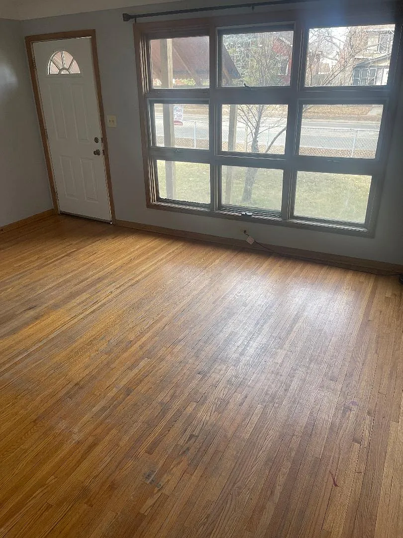3 bed, $1,695 — Photo 4