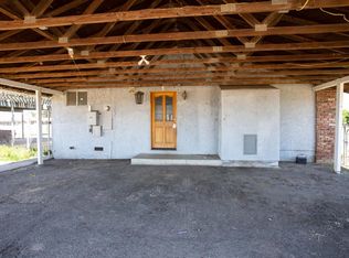 6231 Smith Rd, Oakdale, CA 95361