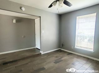 11226 Spottswood Dr, Houston, TX 77016
