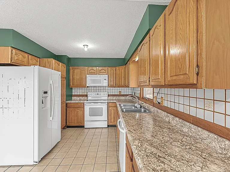 2301 E Lake Mitchell Dr #1 — Photo 10