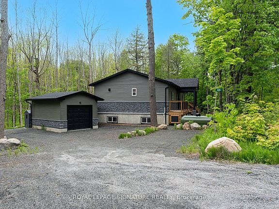 3rd image of 44 Sunnyshore Park Dr