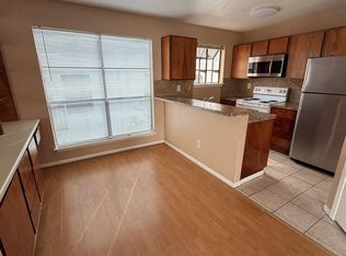 7901 Cambridge St APT 128, Houston, TX 77054