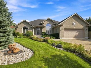 25 Birch Ave, Norfolk County, ON N0A 1N6