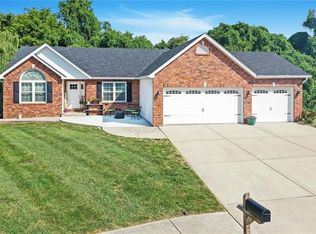 2617 Liberty Dr, Maryville, IL 62062