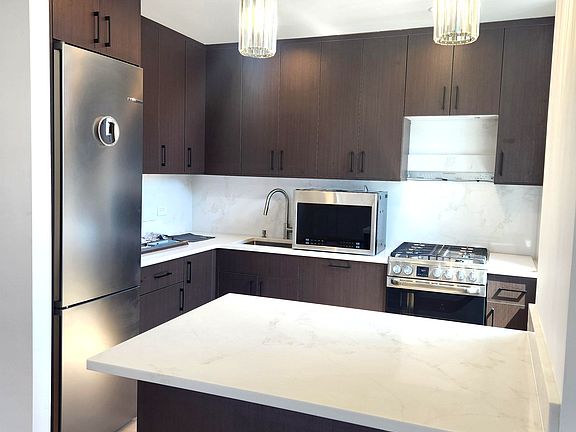 4th image of 403 E 62nd St APT 14C