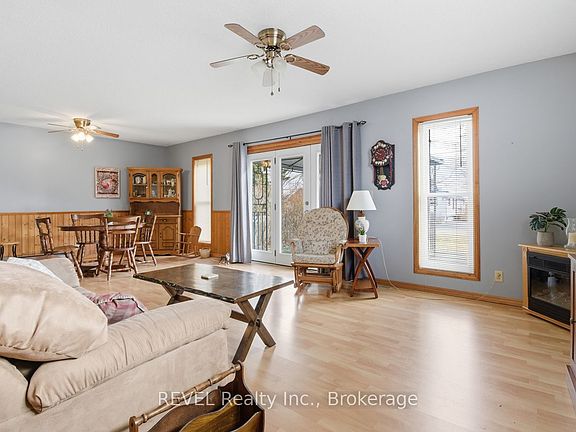 5th image of 2757 N Shore Dr