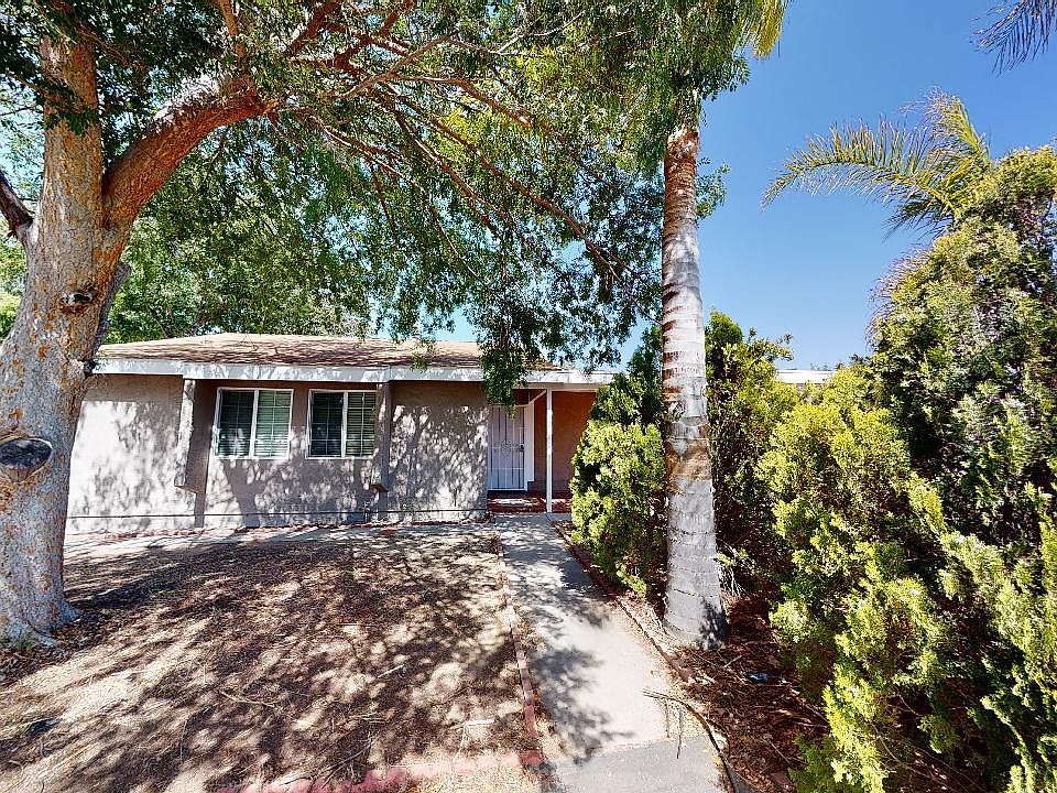 1st image of 31027 Camino Del Este