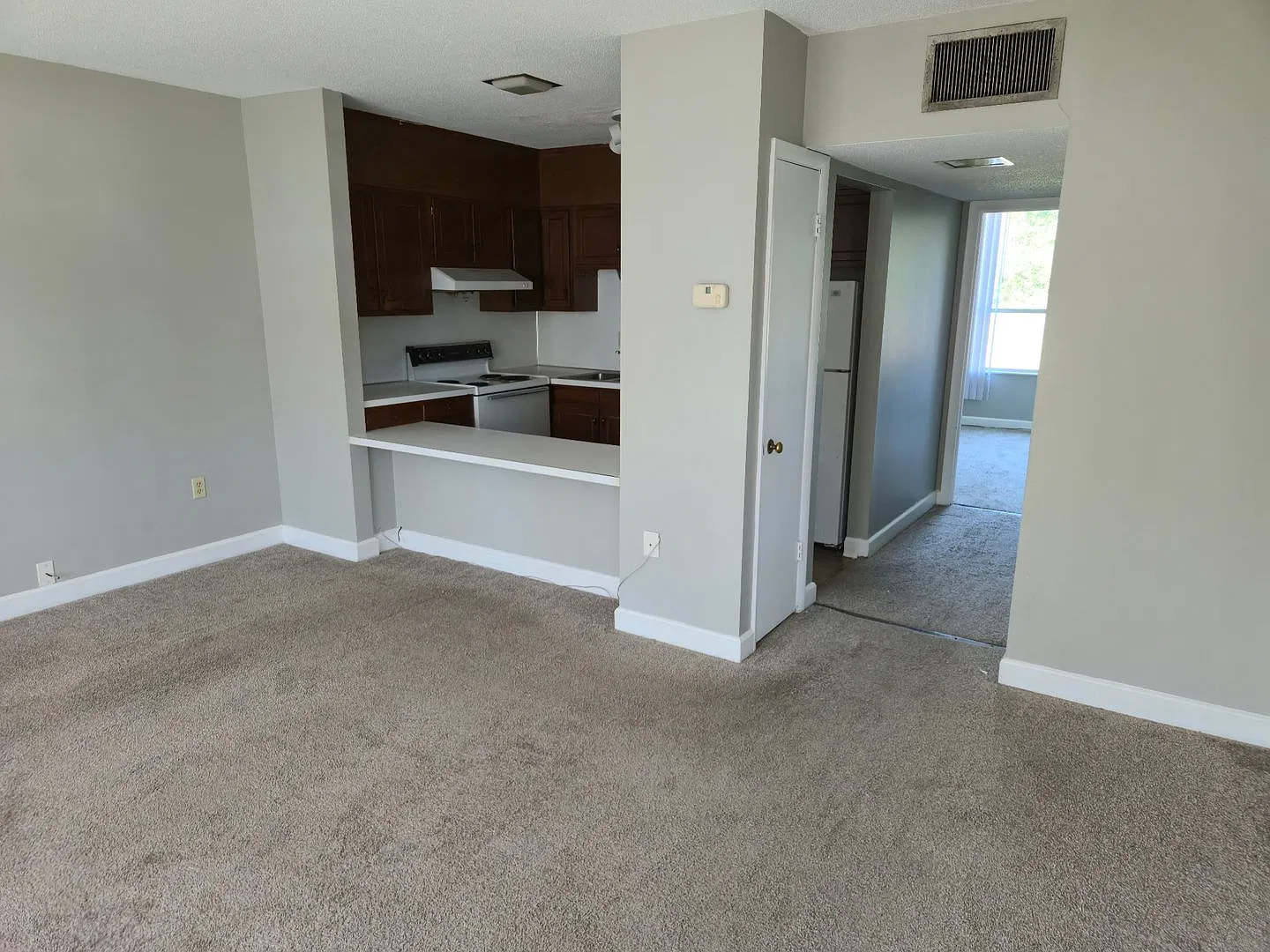 420 Wheatley — Photo 2