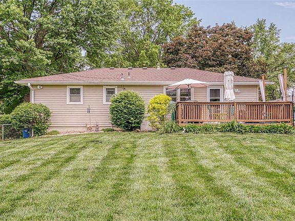 4th image of 3020 Jennifer Ln