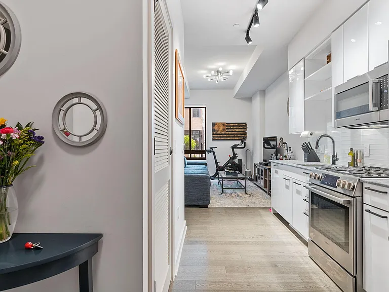 Entry way