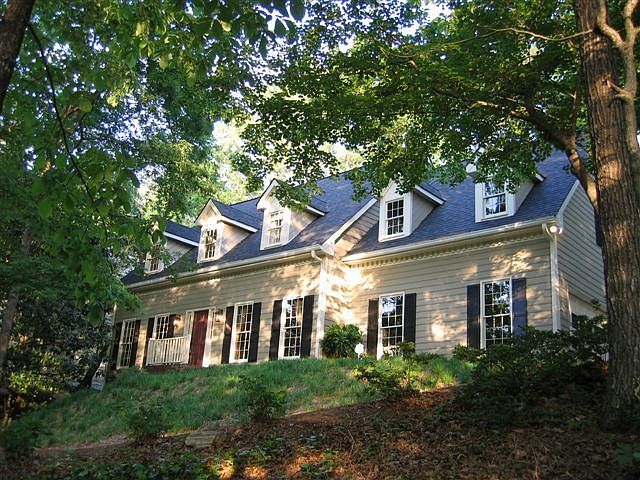 975 LOST FOREST DRIVE