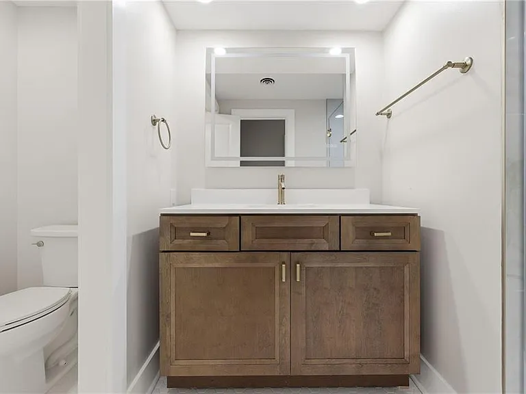 2632 Peachtree Rd NW #304B — Photo 25