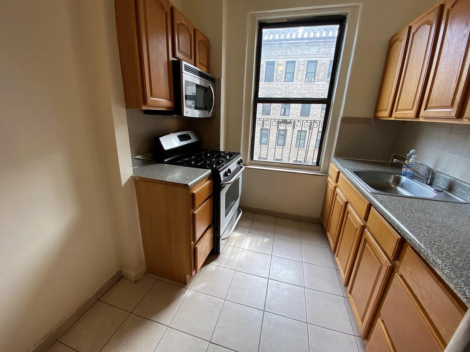 4 bed, $1,125 — Photo 4