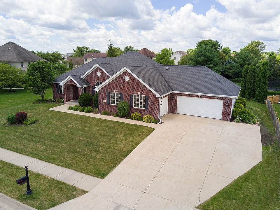 1st image of 651 Castle Wynd Dr