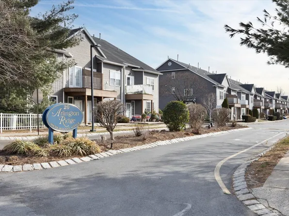 20 S Midland Ave Unit J3, Kearny, NJ 07032