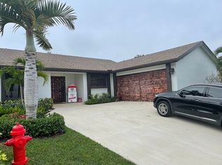 9548 Everglades Park Ln, Boca Raton, FL 33428