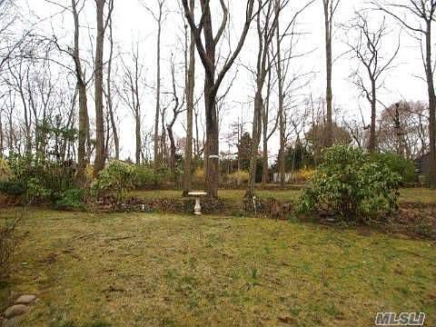 3rd image of 16 Hennessey Dr