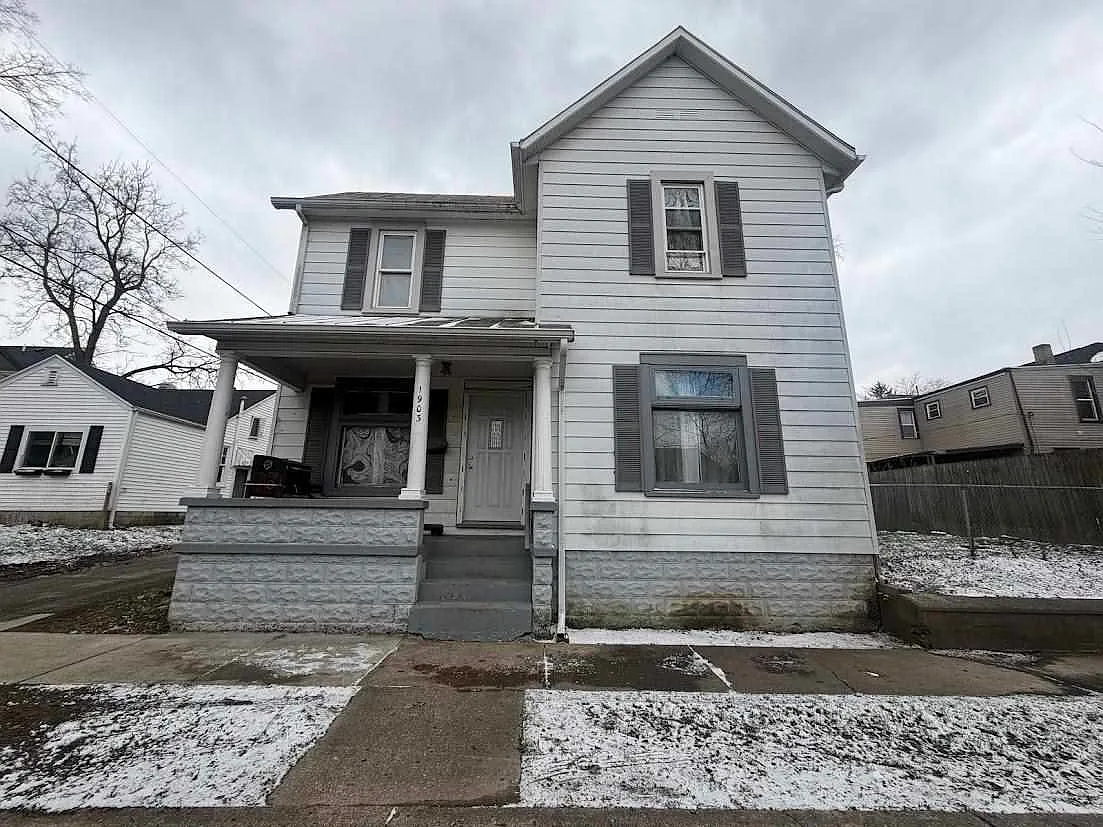 1903 N A St photo 1