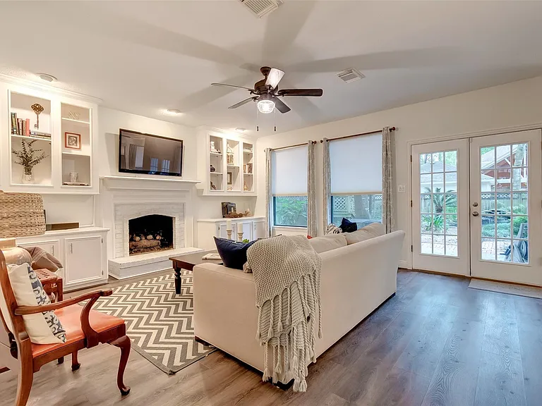 13011 Finch Brook Dr — Photo 29