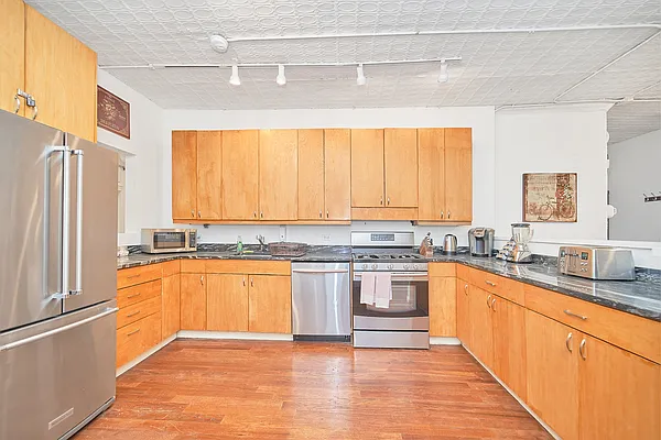 Rented by Living New York | media 11