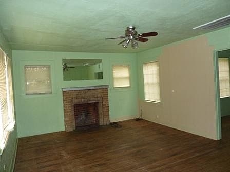 3rd image of 417 Cypress St