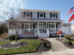 27 Annapolis Dr, Hazlet, NJ 07730