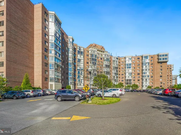 3200 N Leisure World Blvd APT 711, Silver Spring, MD 20906