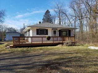 7961 Hankerd Rd, Gregory, MI 48137