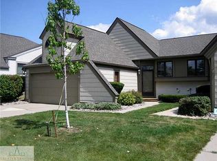 1107 Dillon Cir, Lansing, MI 48917