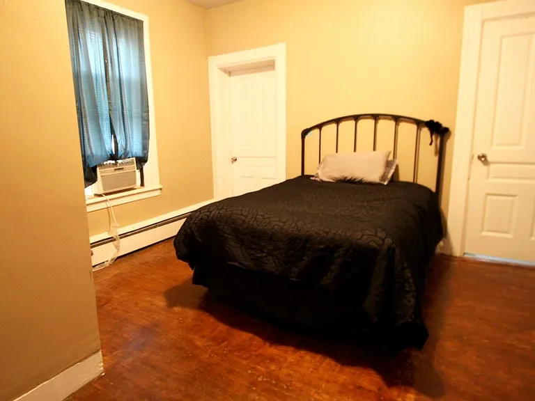 296 Washington Ave #4 — Photo 4