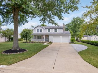4517 Honeysuckle Dr, Canton, OH