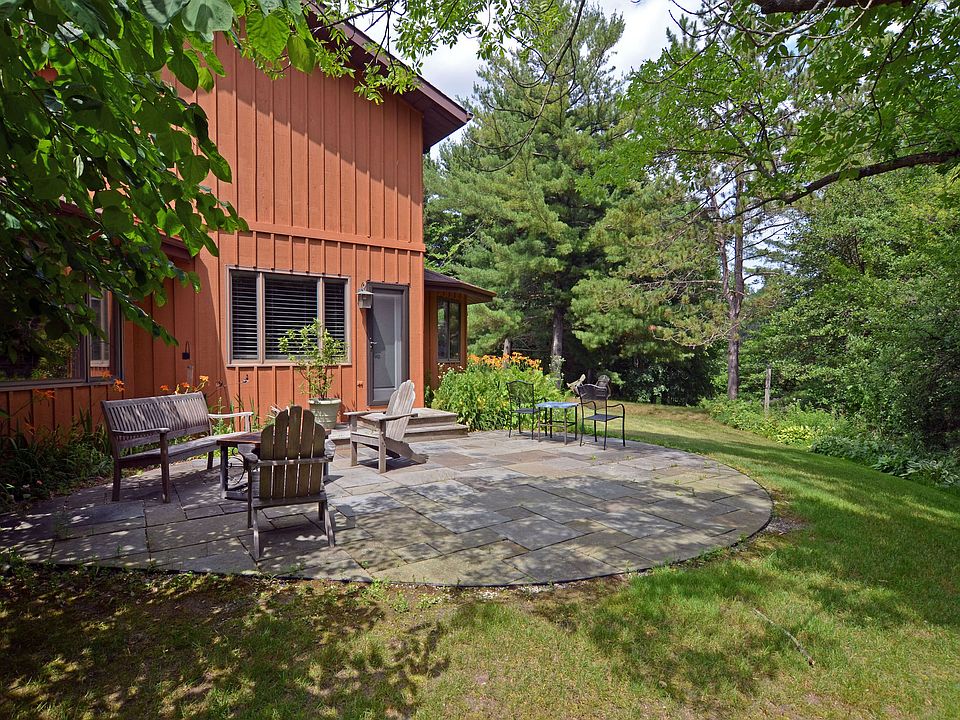 Private blue stone patio.
