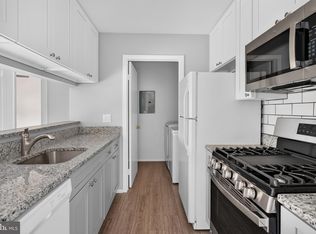 714 Woodhollow Dr, Marlton, NJ 08053