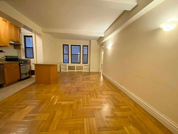 4th image of 127 W 96th St #6E1