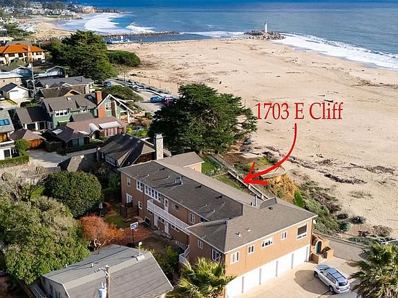 4th image of 1703 E Cliff Dr #4