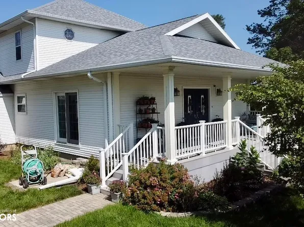 1191 30th St, Iowa Falls, IA 50126