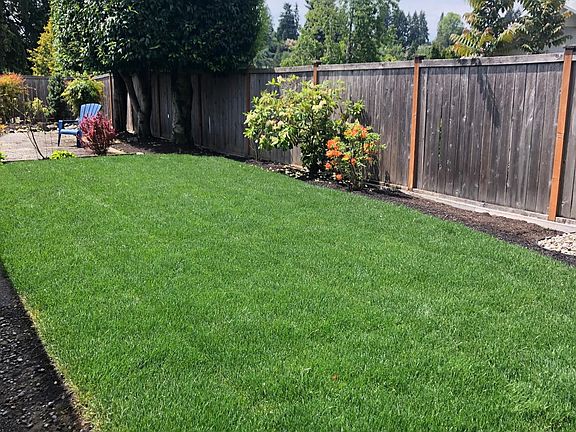 4th image of 1449 180th Ave NE