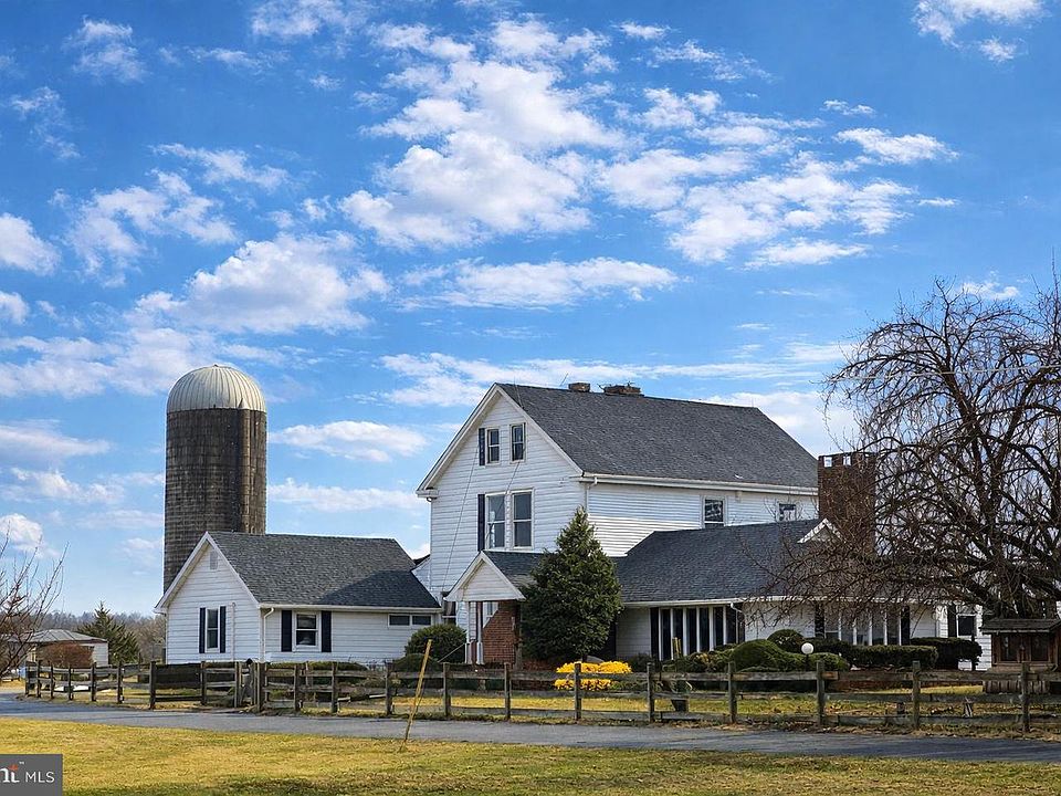 1st image of 53 Arneys Mount Rd