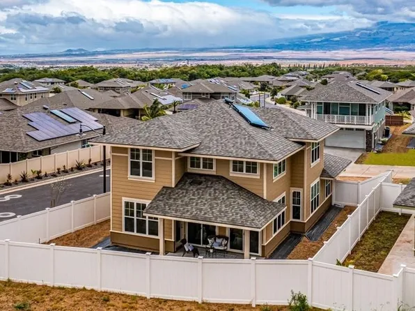 189 Kuena Ln, Kahului, HI 96732