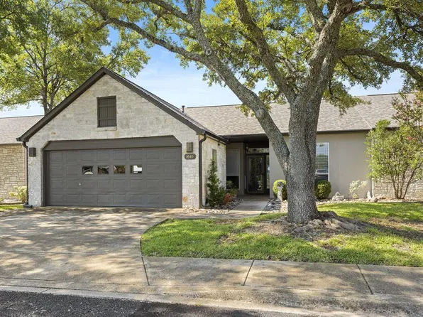 1040 Edinburgh Dr, Kerrville, TX 78028
