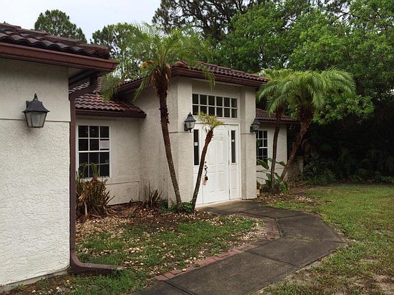 2nd image of 856 Seven Gables Cir SE