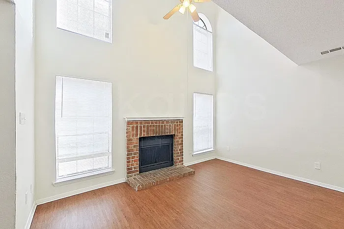 2 bed, 2.0 bath, 1000 sqft, $1,695 — Photo 4