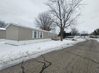 7156 Houndstooth Dr SW, Grand Rapids, MI 49548