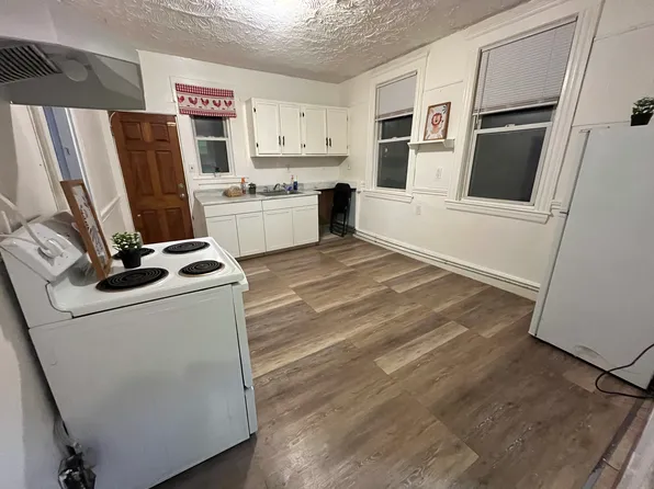87 Devon St APT 3, Dorchester, MA 02121