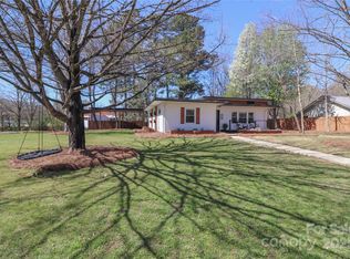 324 E End Ave S, Statesville, NC 28677