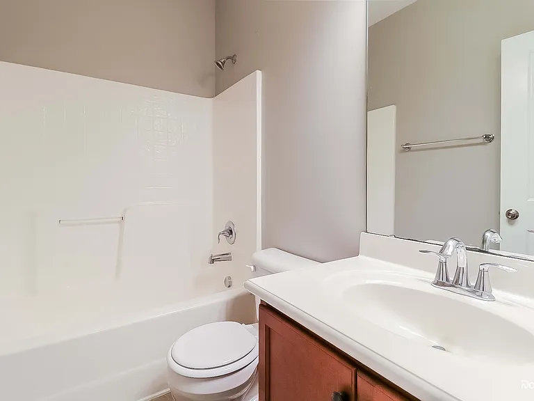 2232 Tanners Mill Dr — Photo 14