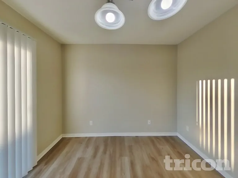 1411 Blue Brook Way — Photo 4