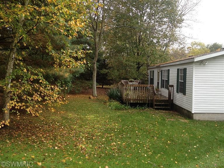 1st image of 10999 Grand River Dr SE